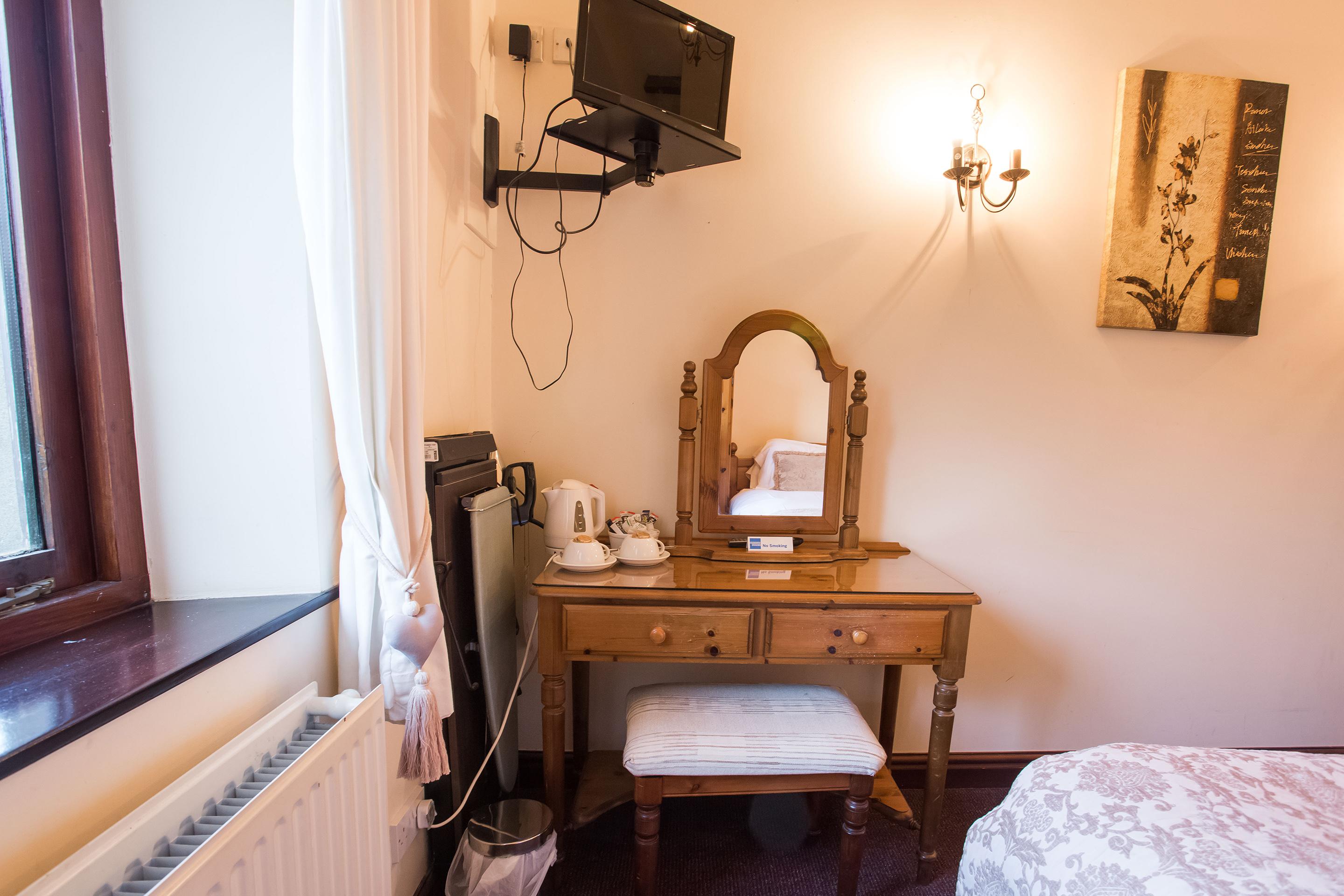 Oyo Ye Olde Bowling Green Inn (Adults Only) Bradwell  Esterno foto